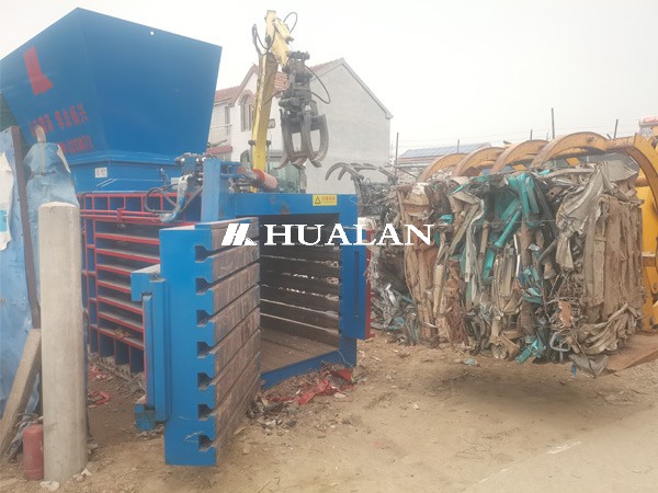 China MSW recycling baler Municipal solid waste baling machine China Hualan