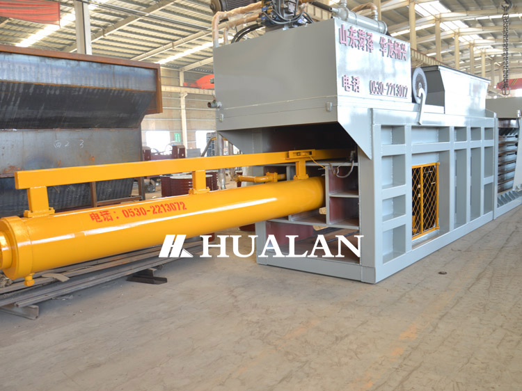 Horizontal Baler baling China