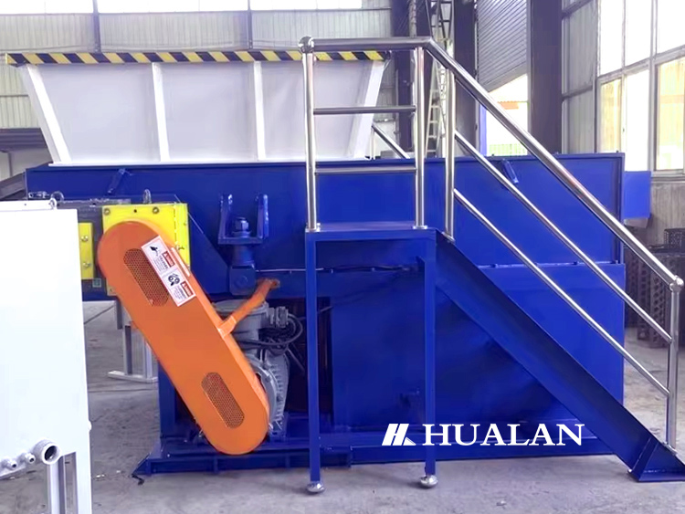 Single shaft shredder hydraulic shredding China