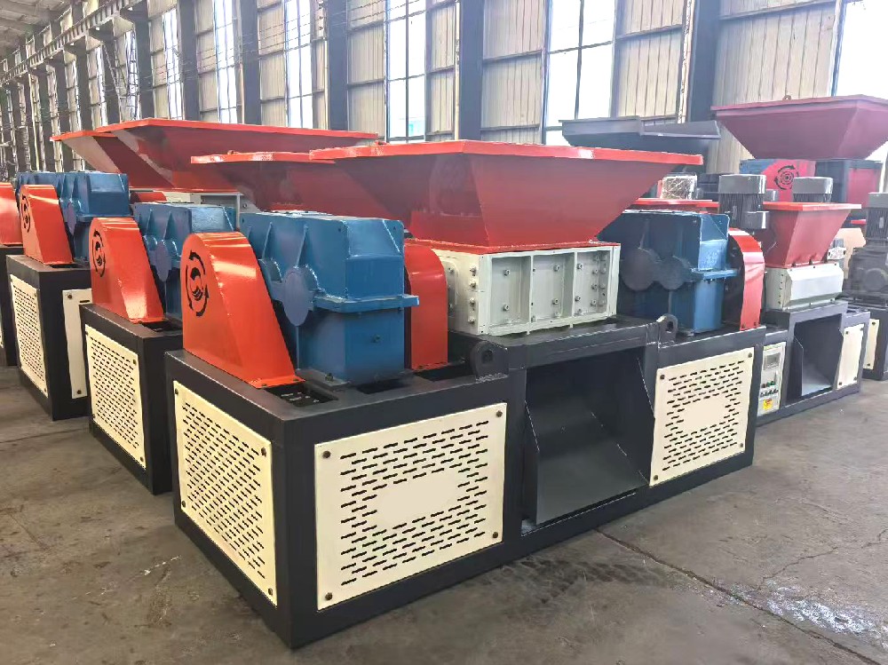 Rubber shredder PBR SBR NR Tyre crusher China