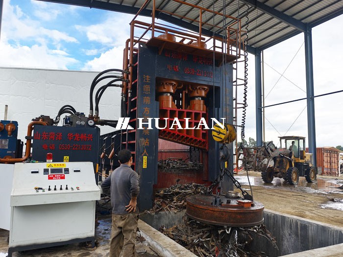 China Scrap metal gantry shear sheet plate